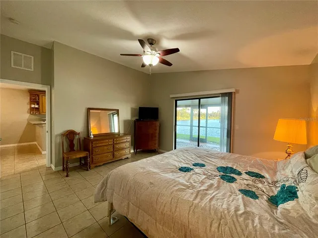 $2,300 | 4819 San Ortebello Drive, Bradenton, FL 34208