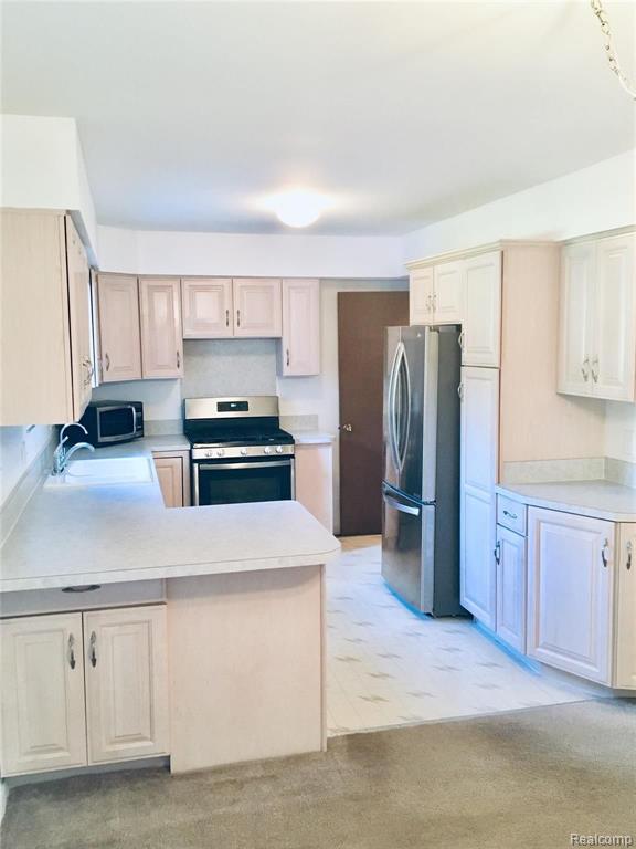 420 East Rolston Road Linden, MI 48451 - Photo 11 of 22