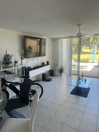 $2,300 | 4557 Luxemburg Court, Lake Worth, FL 33467