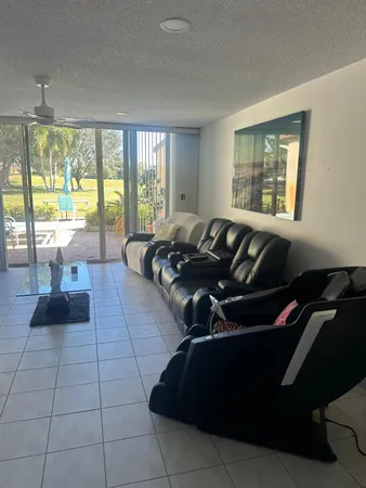 $2,300 | 4557 Luxemburg Court, Lake Worth, FL 33467