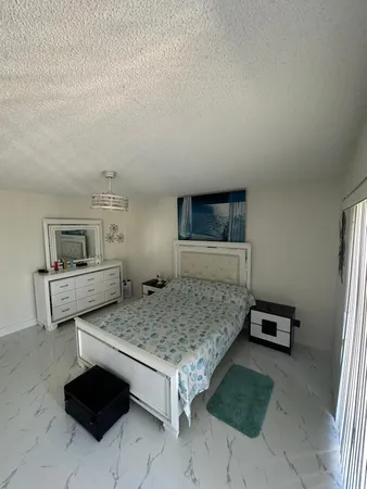 $2,300 | 4557 Luxemburg Court, Lake Worth, FL 33467