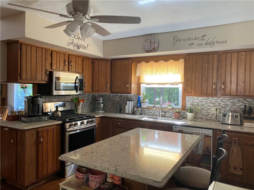 111 Lilac Road New Castle, PA 16105 - Photo 2 of 14 Gallery Image 2