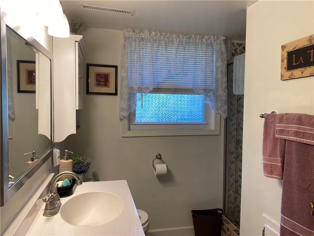 111 Lilac Road New Castle, PA 16105 - Photo 10 of 14 Gallery Image 10