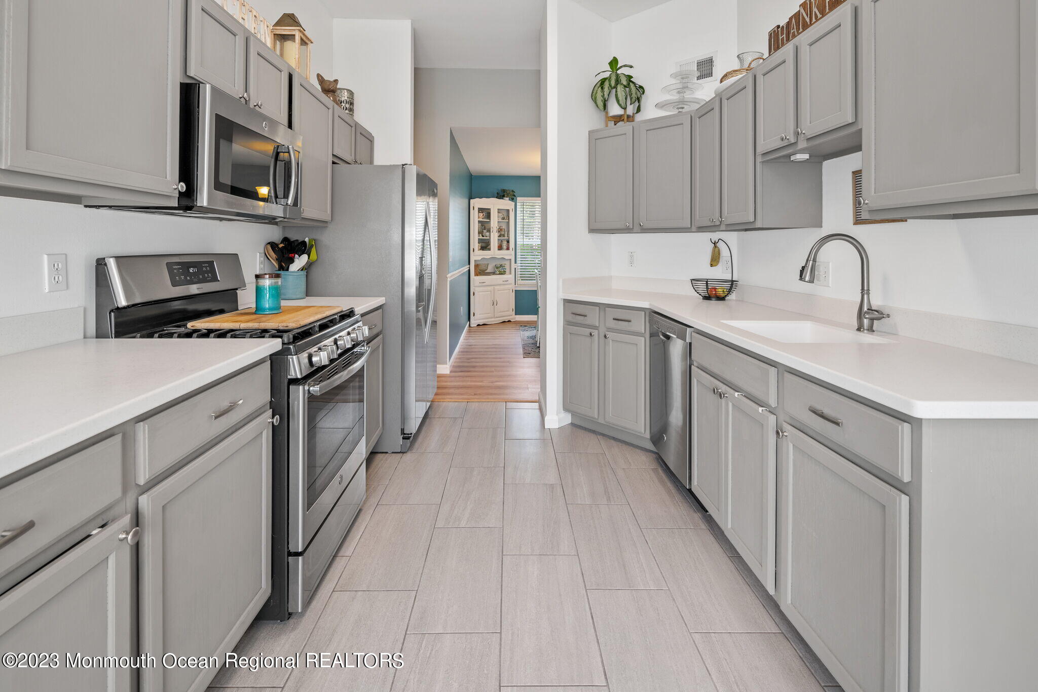 269 Quadrant Road Manahawkin, NJ 08050 - Photo 19 of 34 026-original-photo