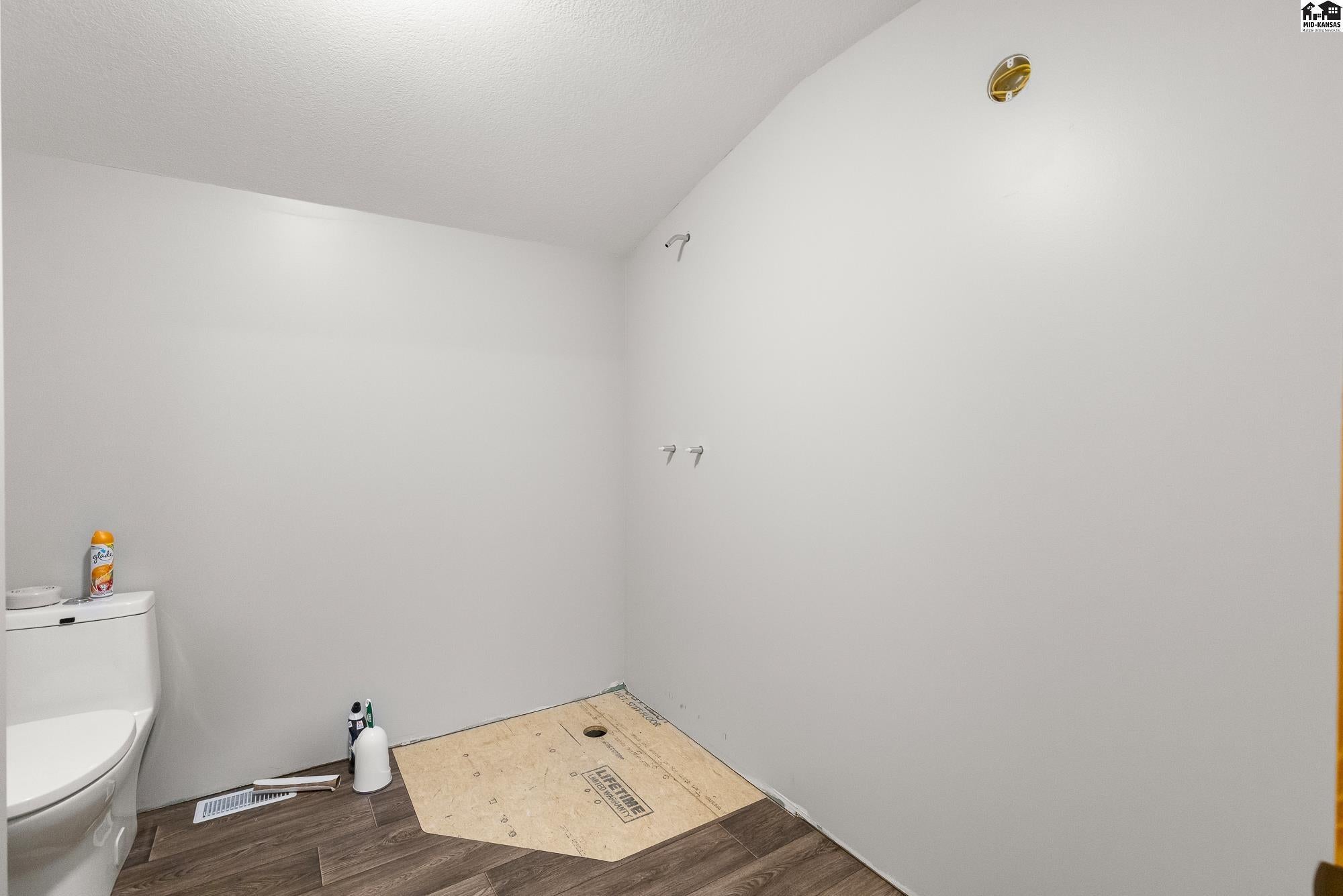 2939 North Halstead Road Halstead, KS 67056 - Photo 29 of 50 Gallery Image 29