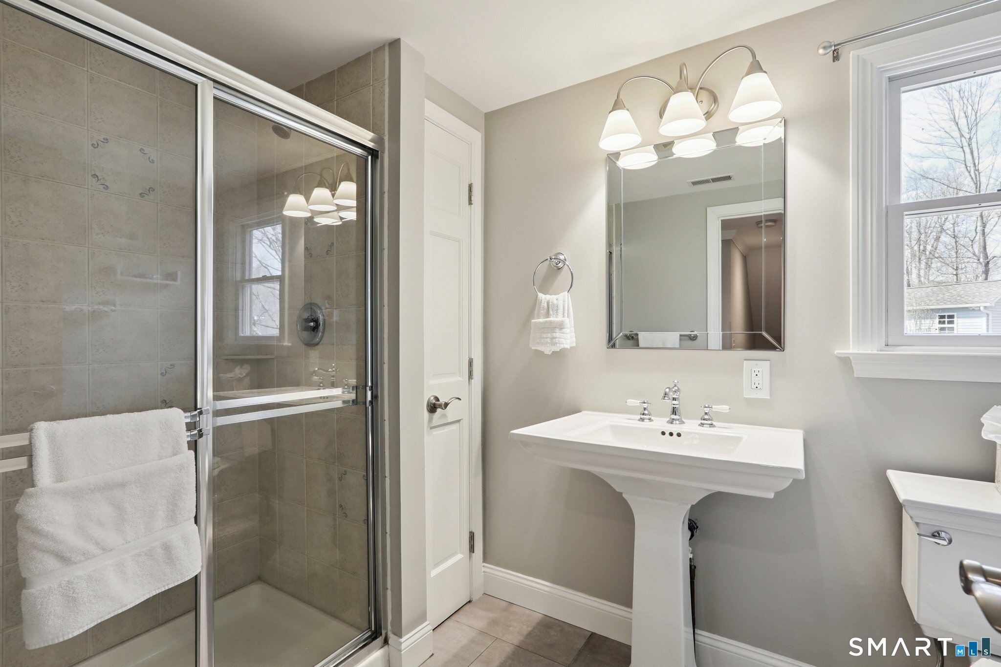 4 Candlewood Road New Fairfield, CT 06812 - Photo 16 of 32