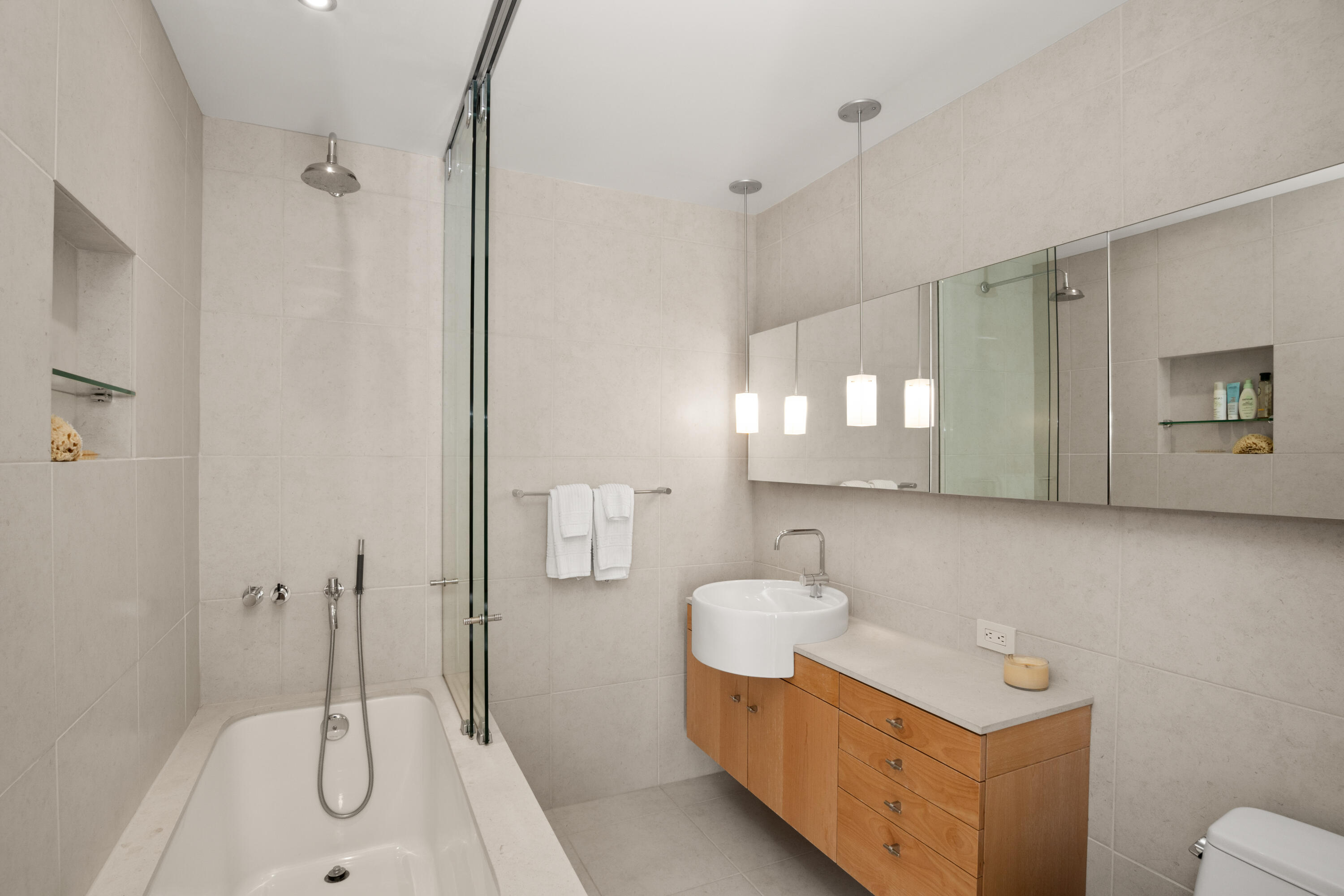 260 Spur Lane Ketchum, ID 83340 - Photo 19 of 37 Bathroom 3