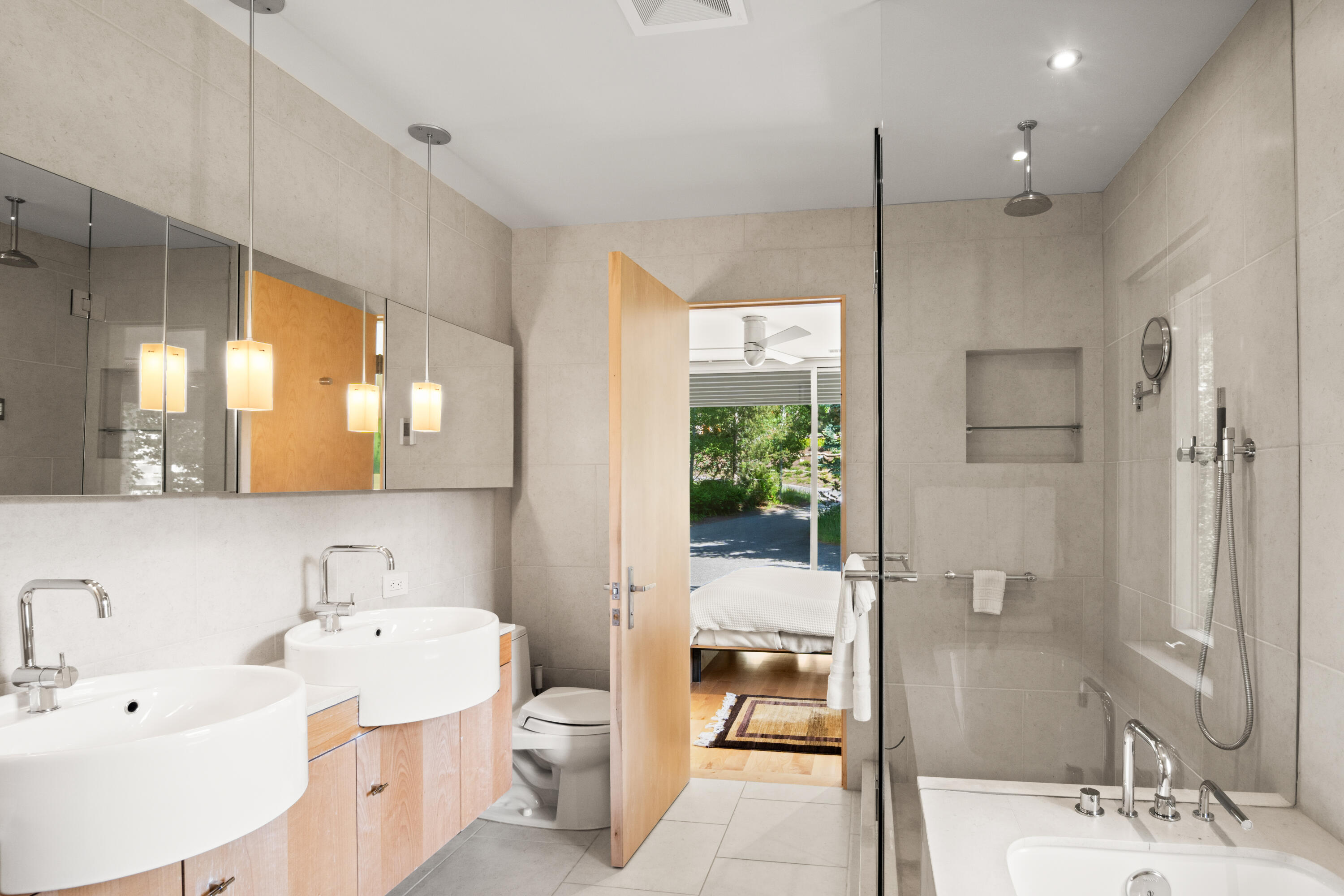 260 Spur Lane Ketchum, ID 83340 - Photo 21 of 37 J/J Bathroom 4 and 5