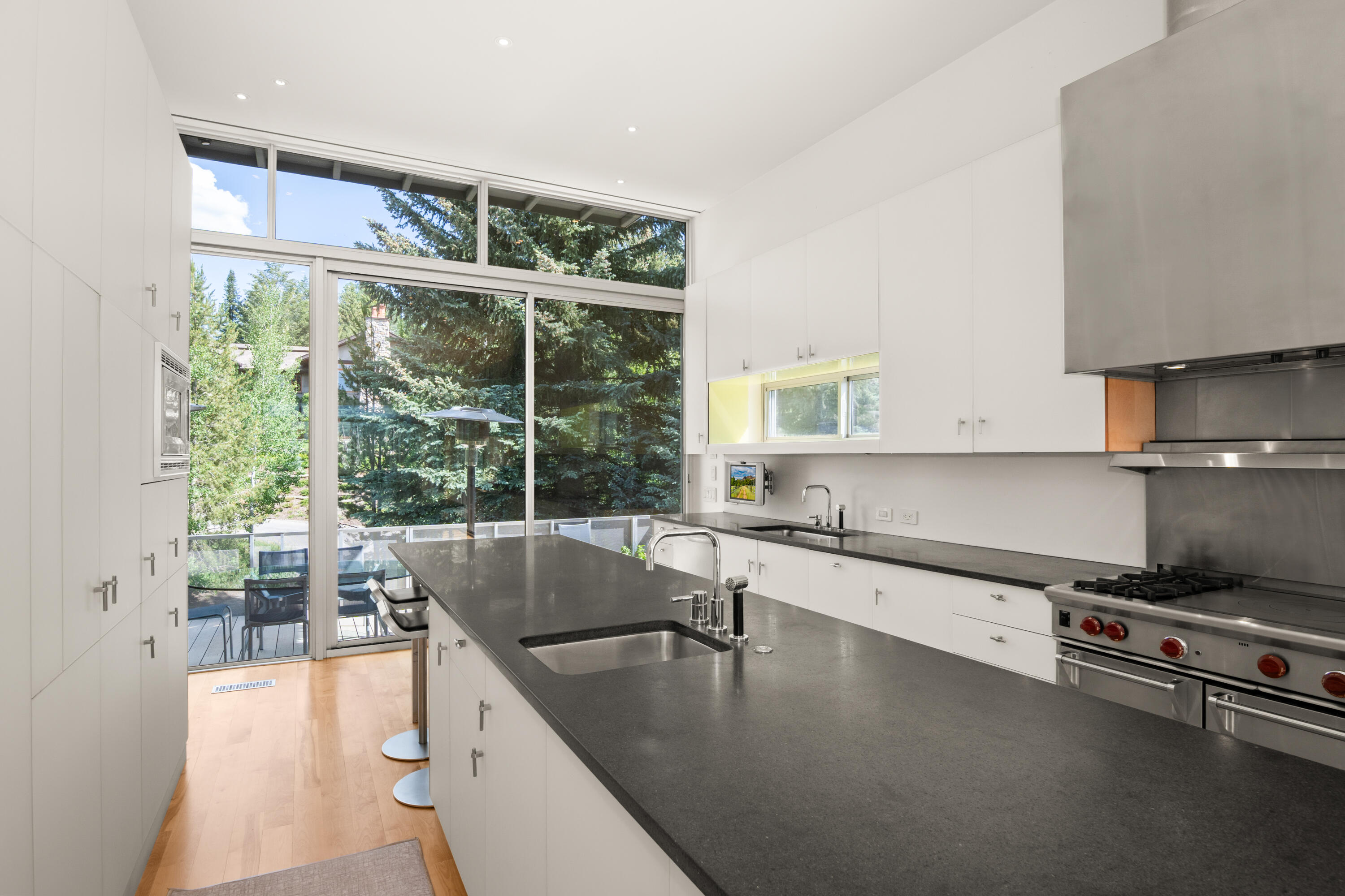 260 Spur Lane Ketchum, ID 83340 - Photo 5 of 37 Kitchen