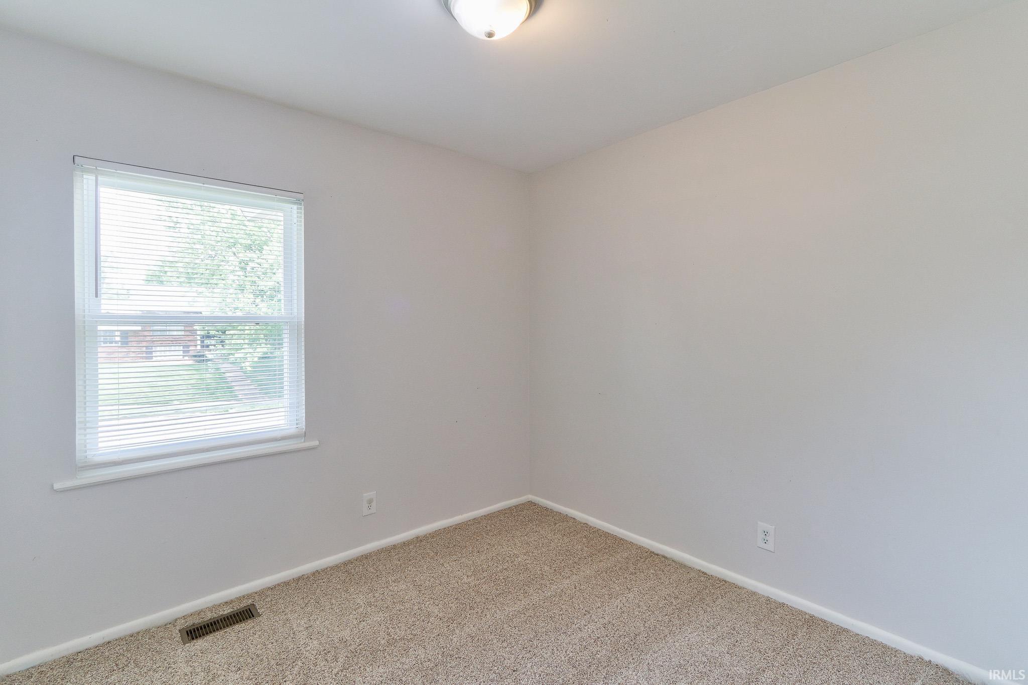 1114 Stonebridge Road Evansville, IN 47710 - Photo 8 of 30 Gallery Image 8