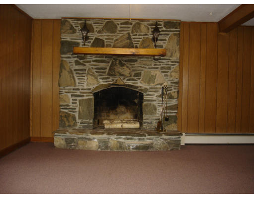 15 Richmond Road Freetown, MA 02702 - Photo 8 of 10 Gallery Image 8
