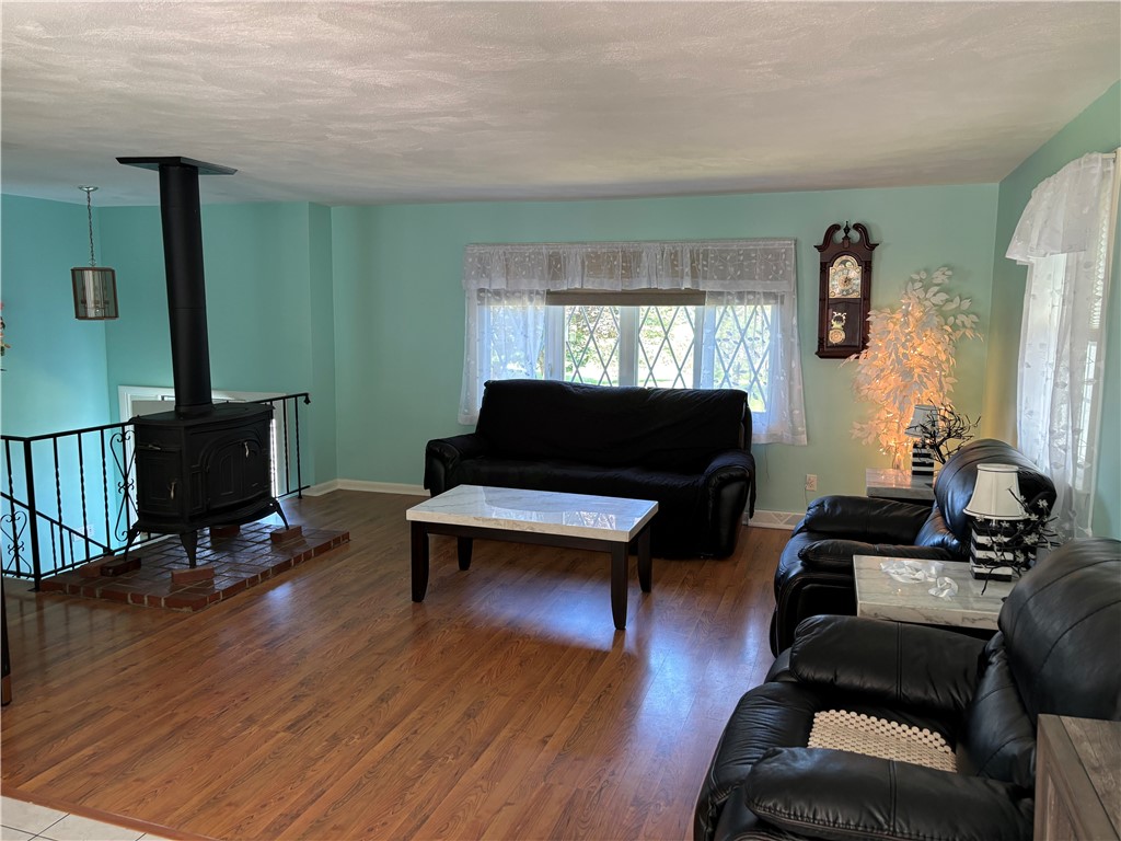 120 Colvintown Road Coventry, RI 02816 - Photo 5 of 18