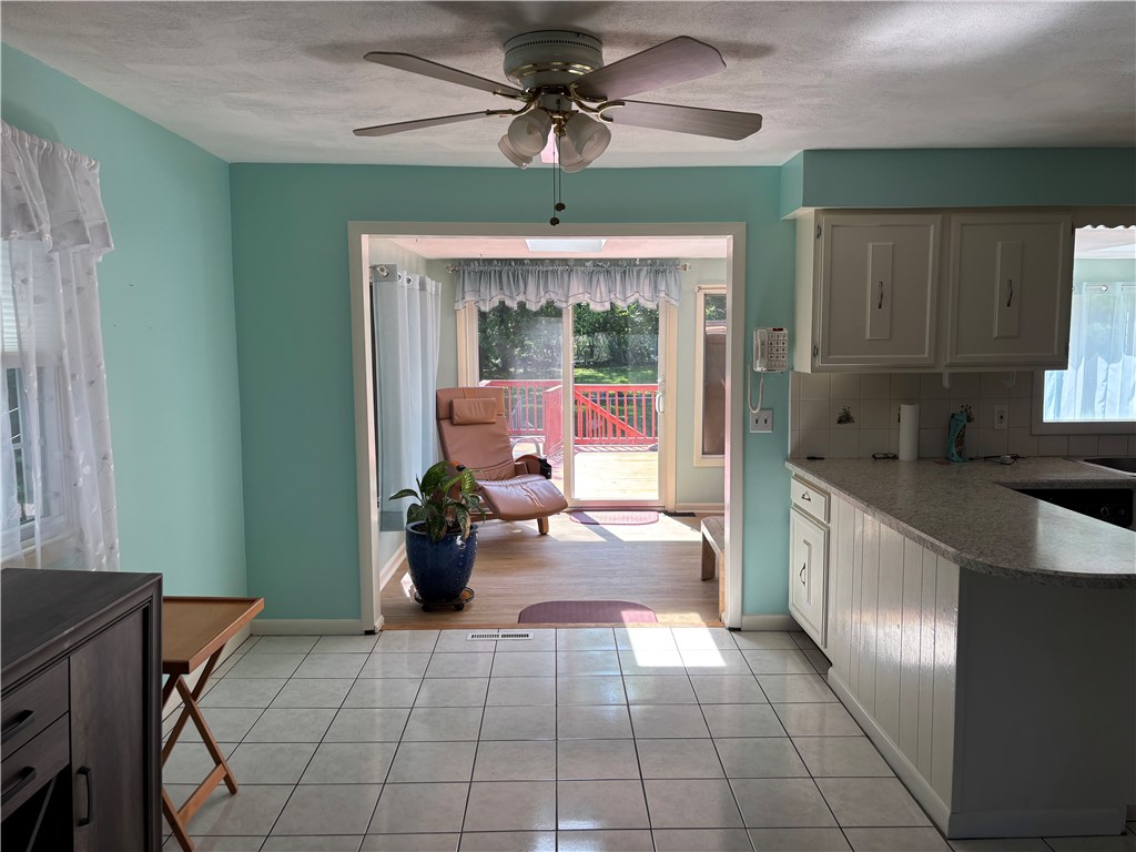 120 Colvintown Road Coventry, RI 02816 - Photo 8 of 18