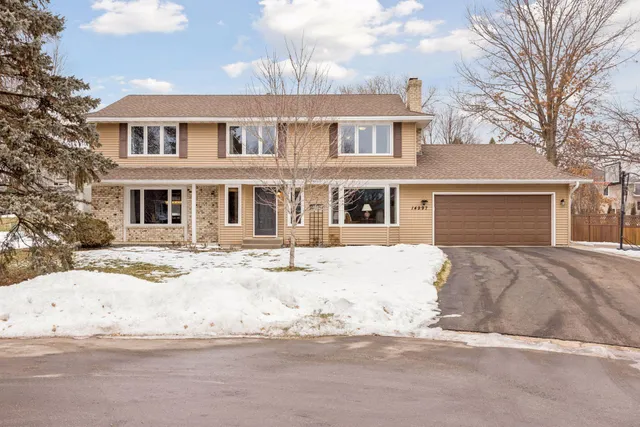 $629,900 | 14997 Williamsburg Court, Eden Prairie, MN 55347