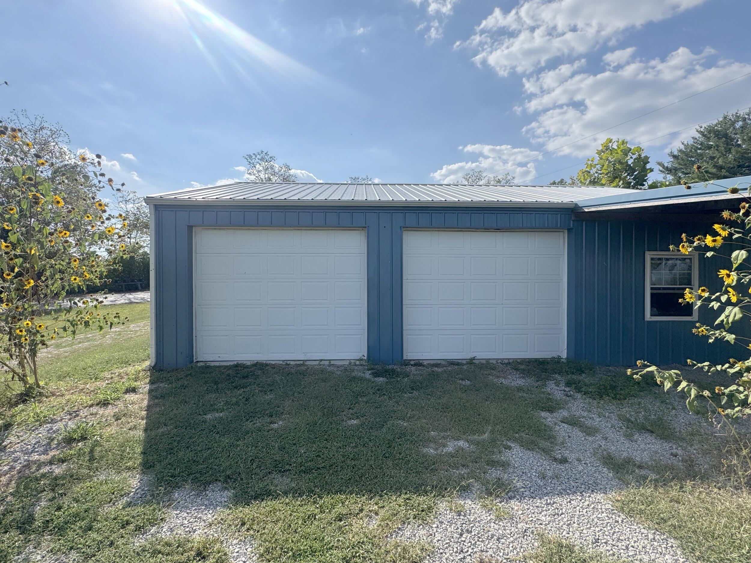 1996 White Conkwright Road Winchester, KY 40391 - Photo 31 of 41 Detached Garage