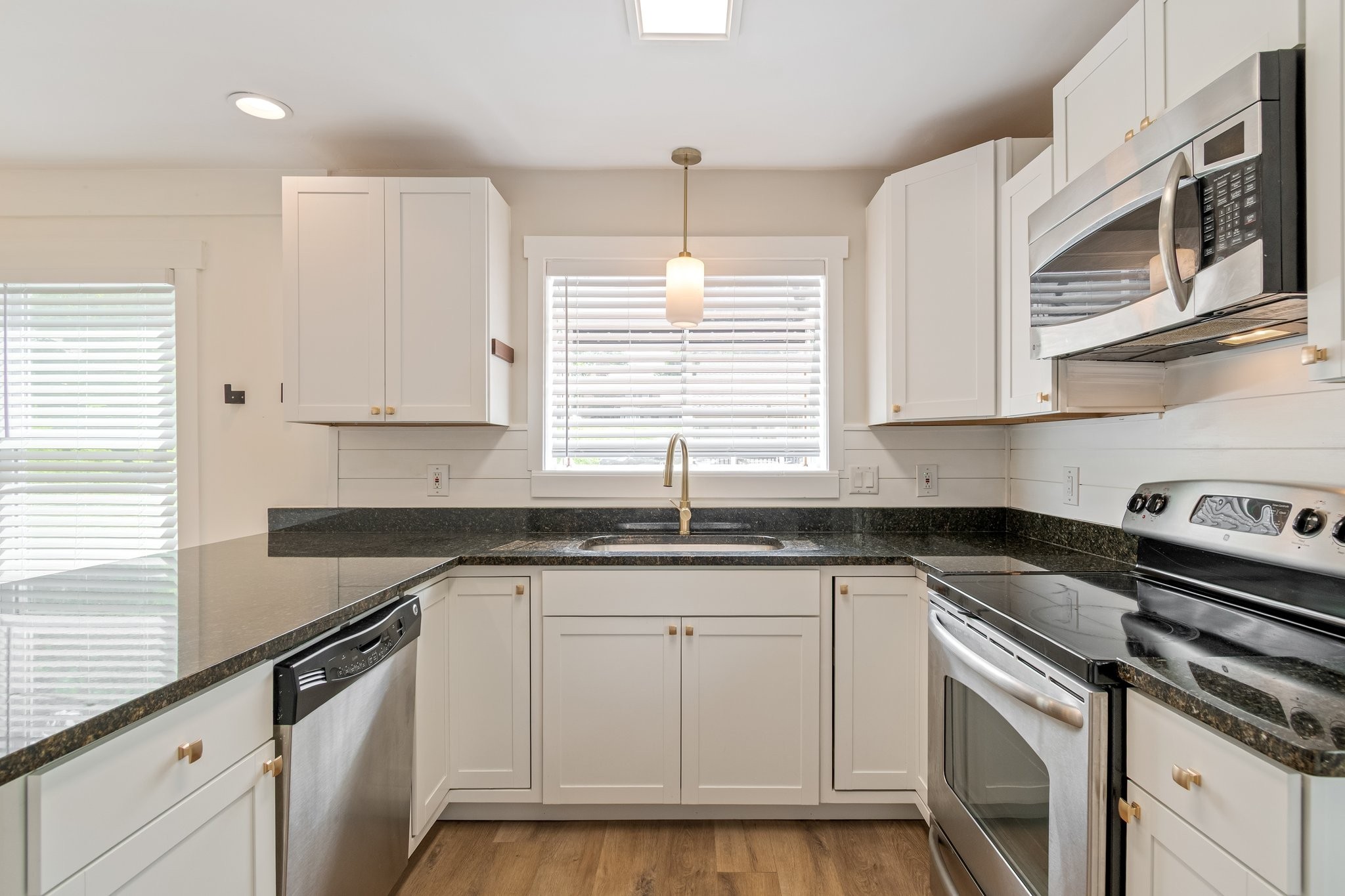 421 Hill Road Nashville, TN 37027 - Photo 12 of 44 Gallery Image 12