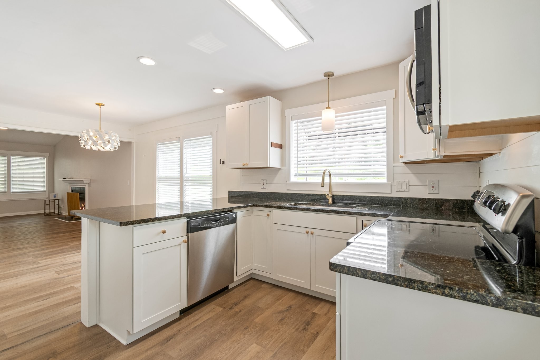 421 Hill Road Nashville, TN 37027 - Photo 13 of 44 Gallery Image 13
