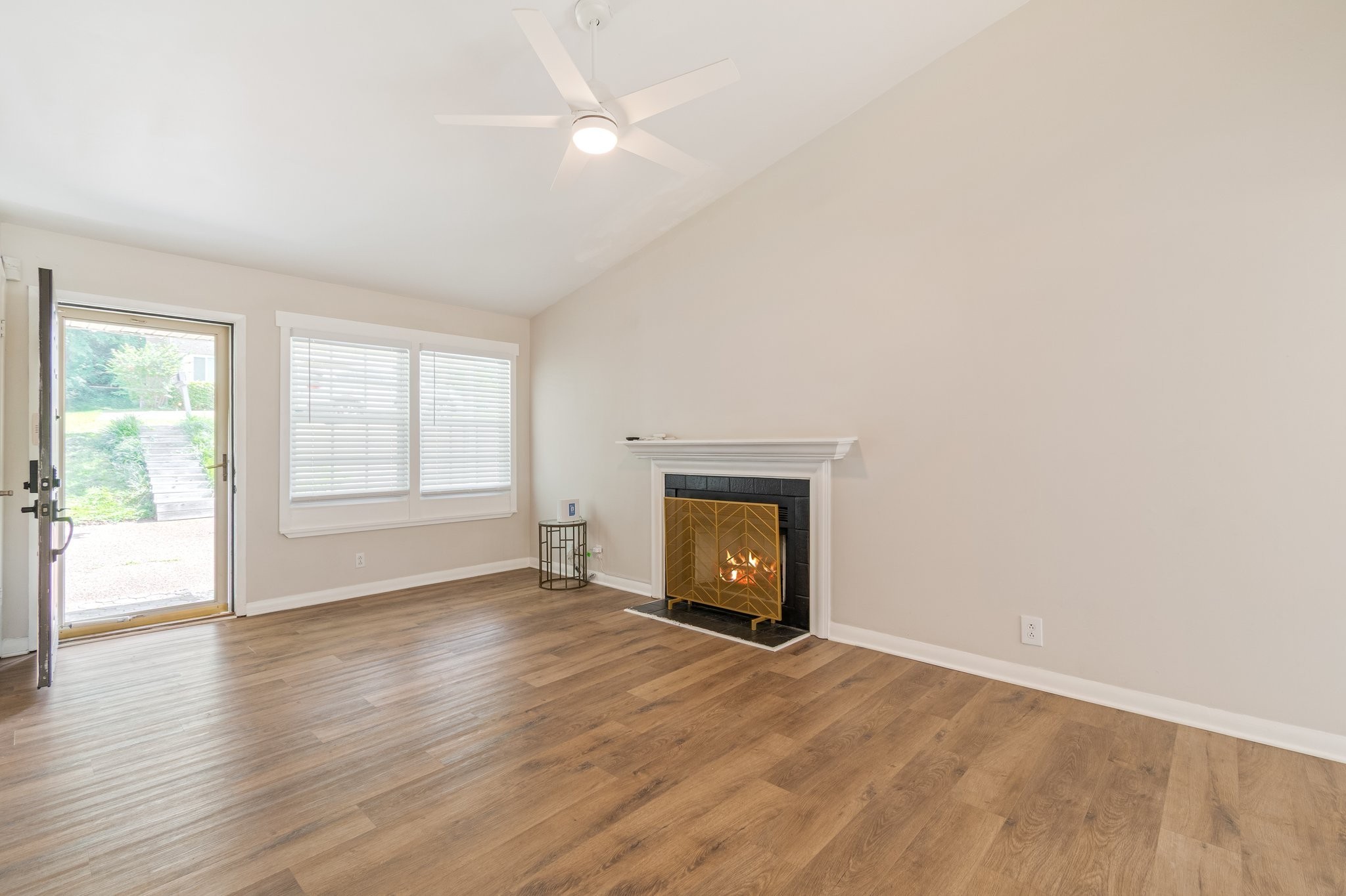 421 Hill Road Nashville, TN 37027 - Photo 8 of 44 Gallery Image 8