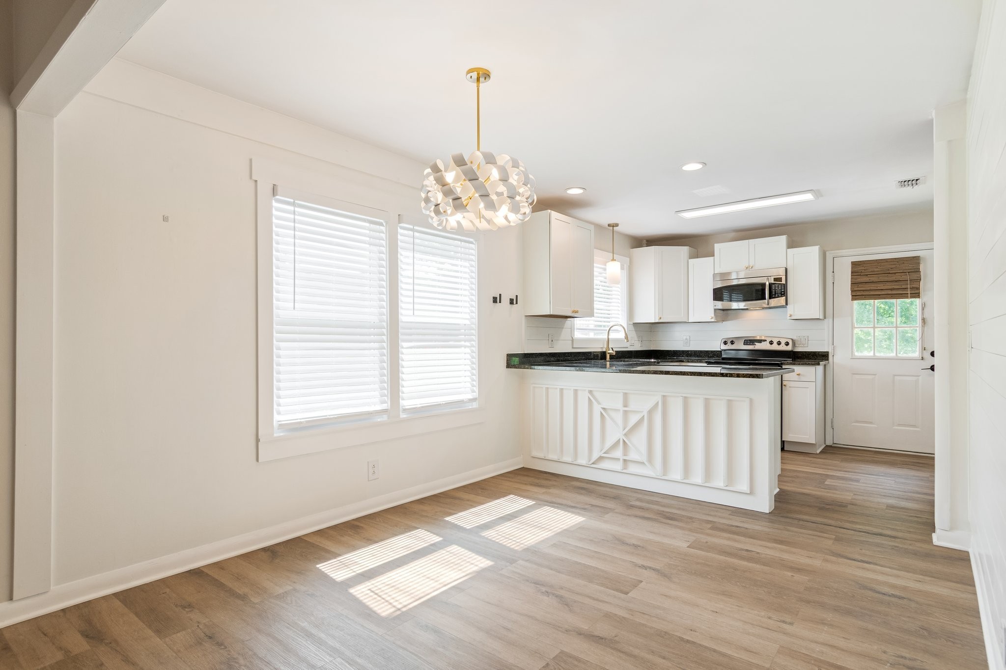 421 Hill Road Nashville, TN 37027 - Photo 9 of 44 Gallery Image 9