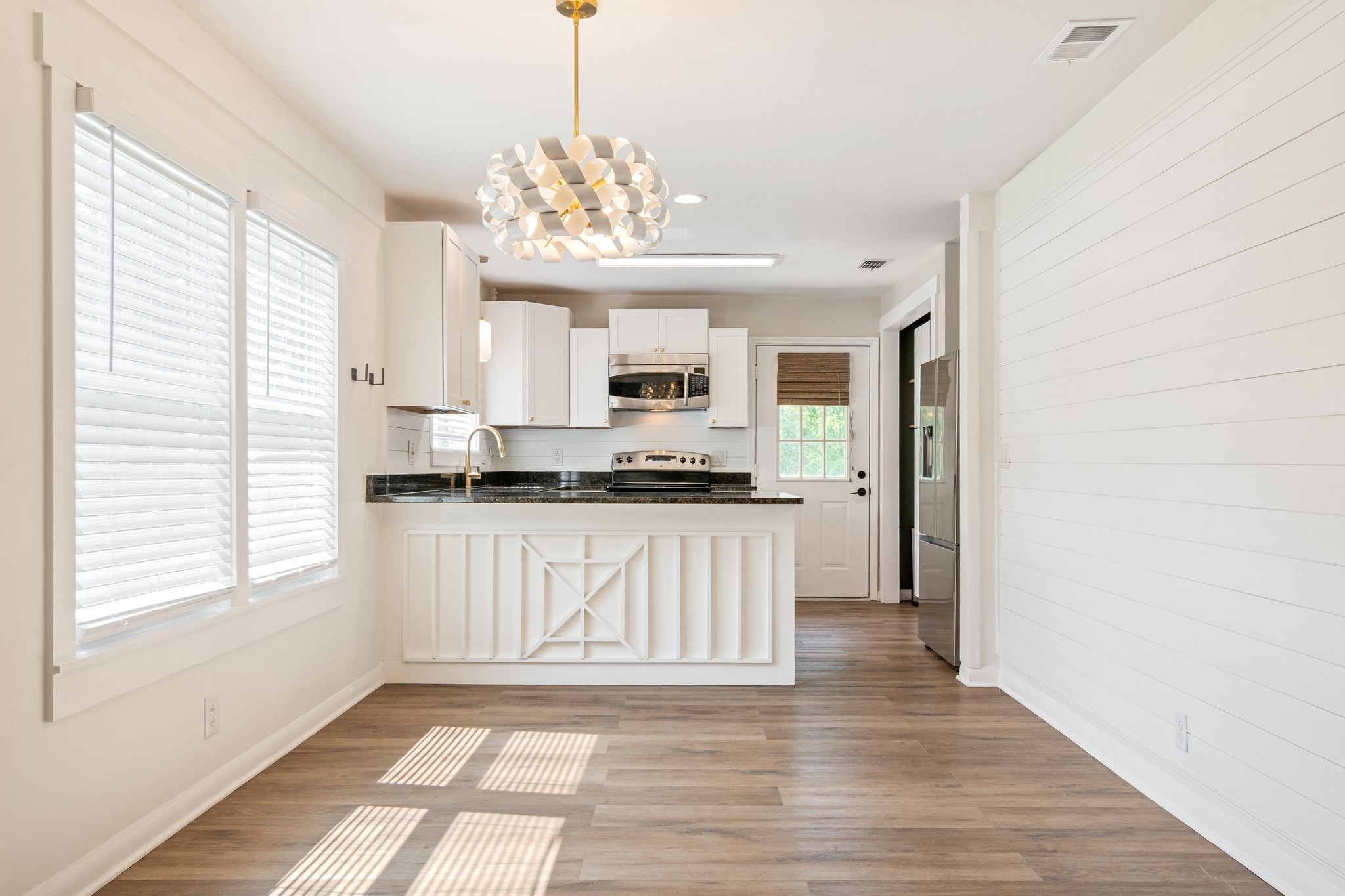 421 Hill Road Nashville, TN 37027 - Photo 10 of 44 Gallery Image 10