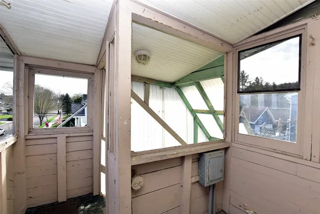 $9,000 | 201 South Page Avenue, Endicott, NY 13760