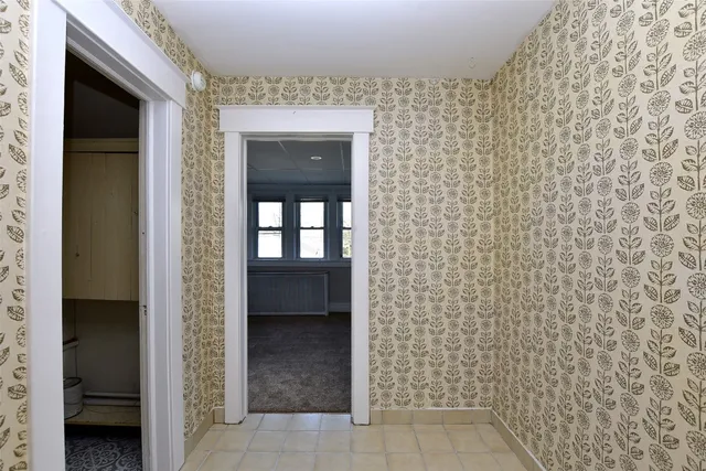 $9,000 | 201 South Page Avenue, Endicott, NY 13760