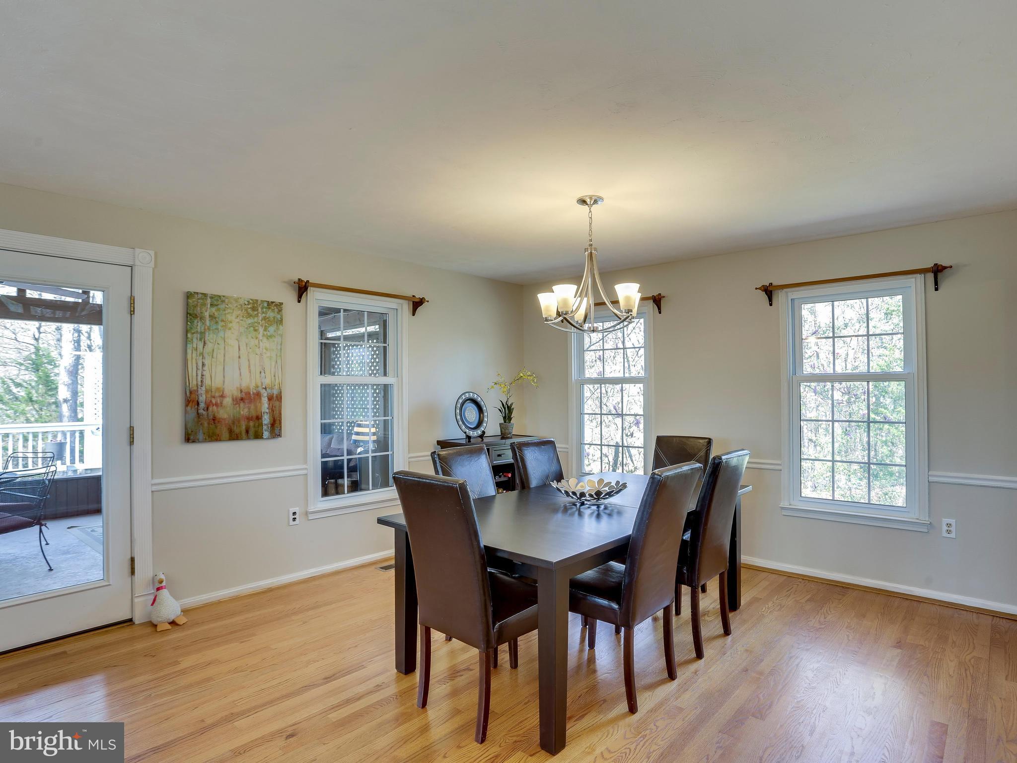 2635 Omisol Road Woodbridge, VA 22192 - Photo 14 of 30 Dining Room