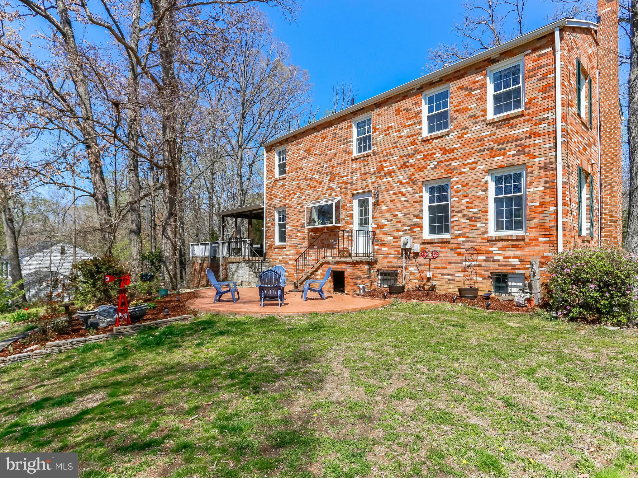 2635 Omisol Road Woodbridge, VA 22192 - Photo 6 of 30 Exterior (Rear)