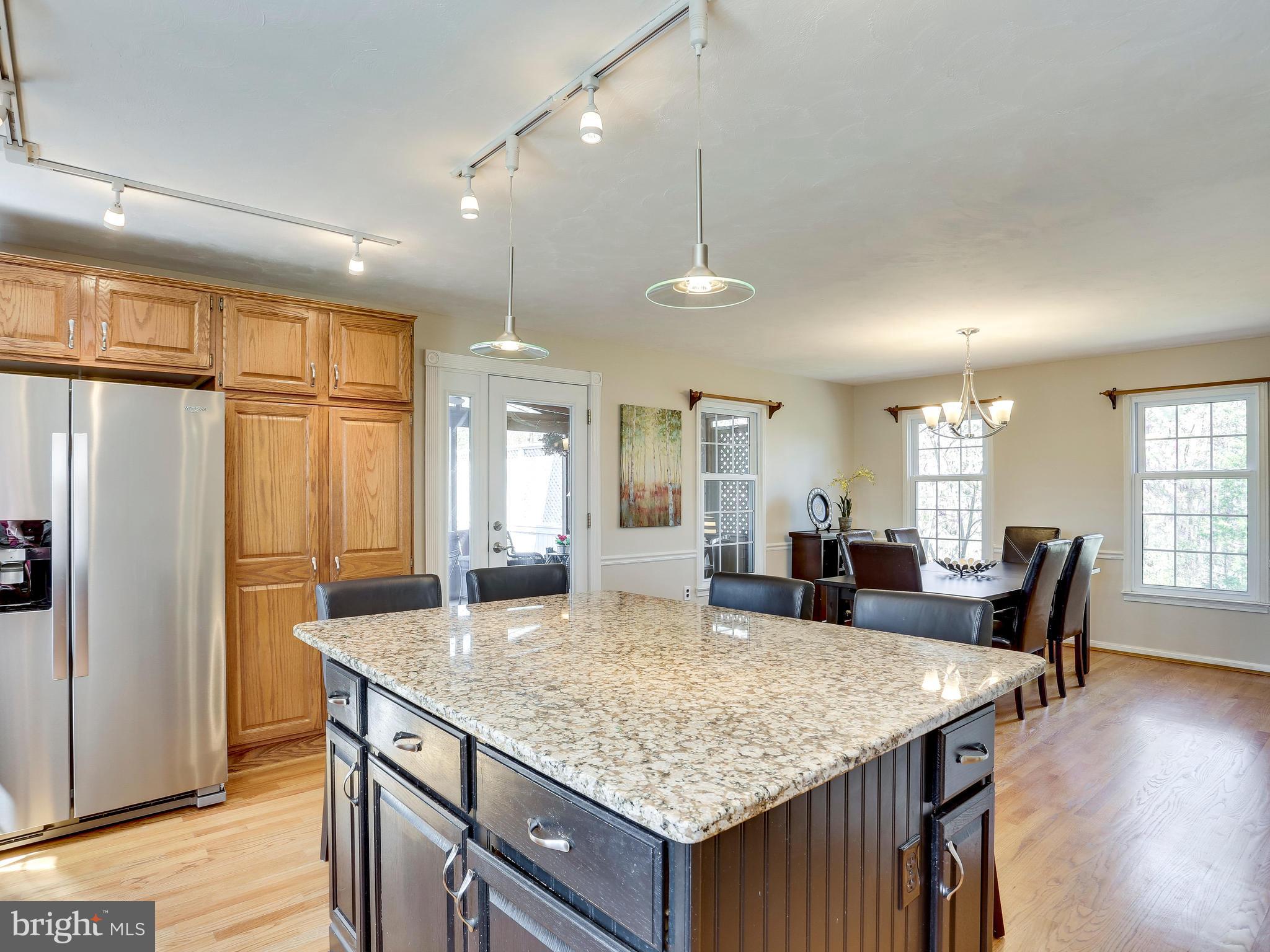 2635 Omisol Road Woodbridge, VA 22192 - Photo 10 of 30 Kitchen
