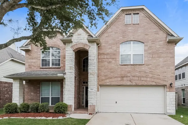 $2,675 | 2531 Crystal Shore Drive, Rosharon, TX 77583