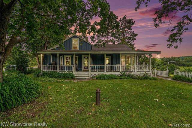 8198 Horton Bay Road Petoskey, MI 49770 - Photo 2 of 43