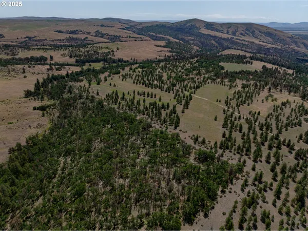 $1,095,000 | Friend Road, Dufur, OR 97021