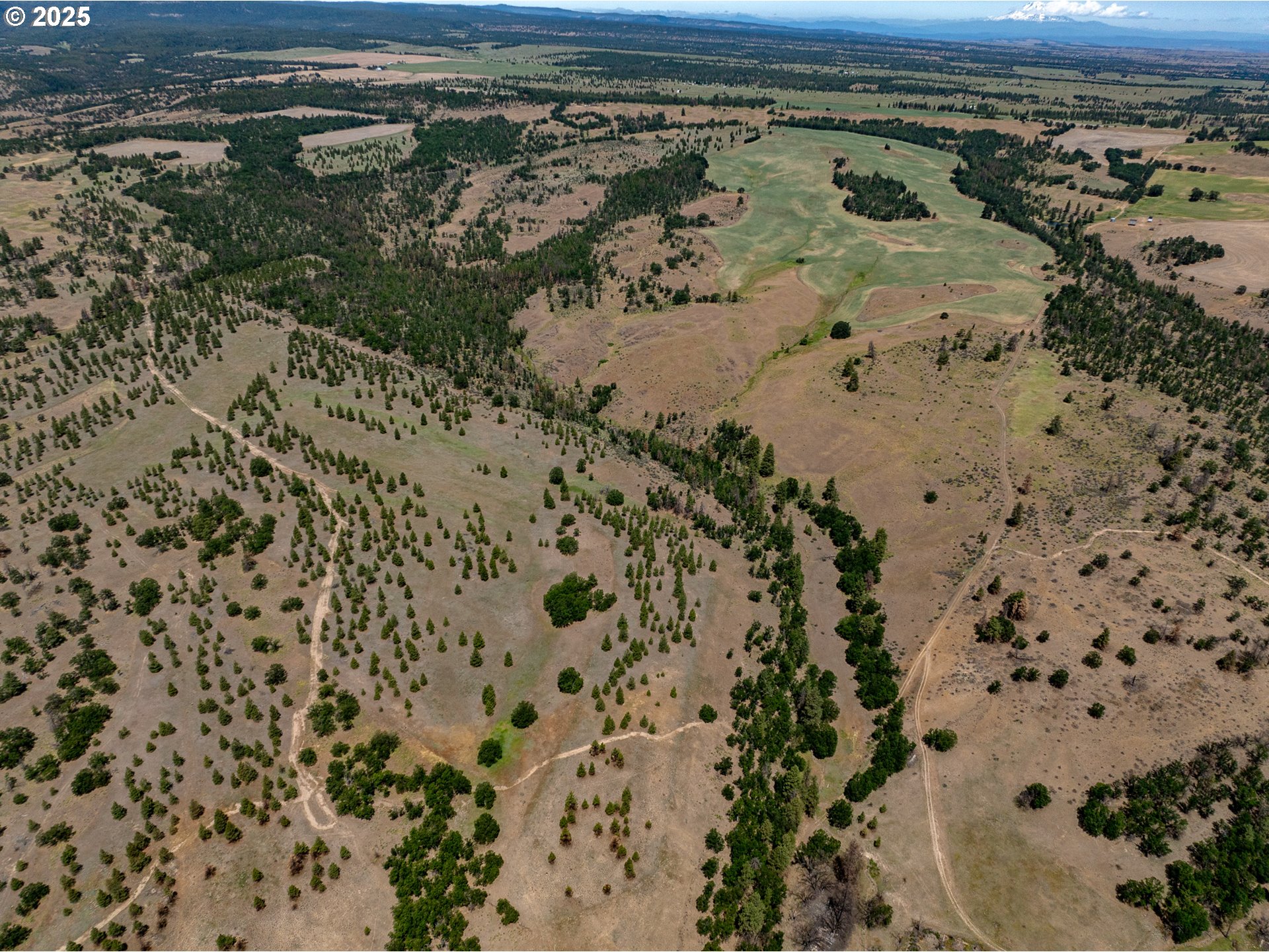 Friend Road Dufur, OR 97021 - Photo 15 of 32 a view of a lake in the background