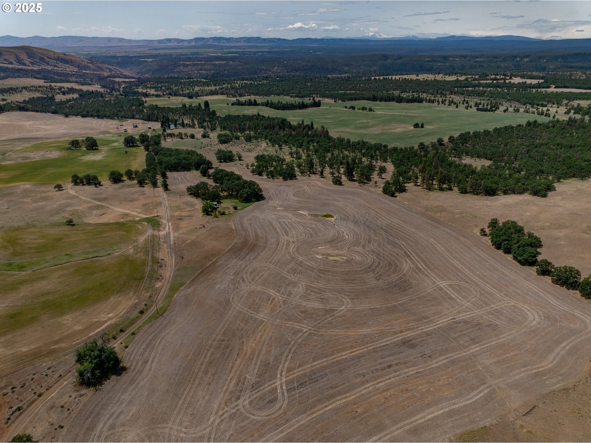 Friend Road Dufur, OR 97021 - Photo 5 of 32 a view of a lake with a building in the background