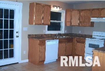 5712 Emily Road Bettendorf, IA 52722 - Photo 3 of 6 Gallery Image 3