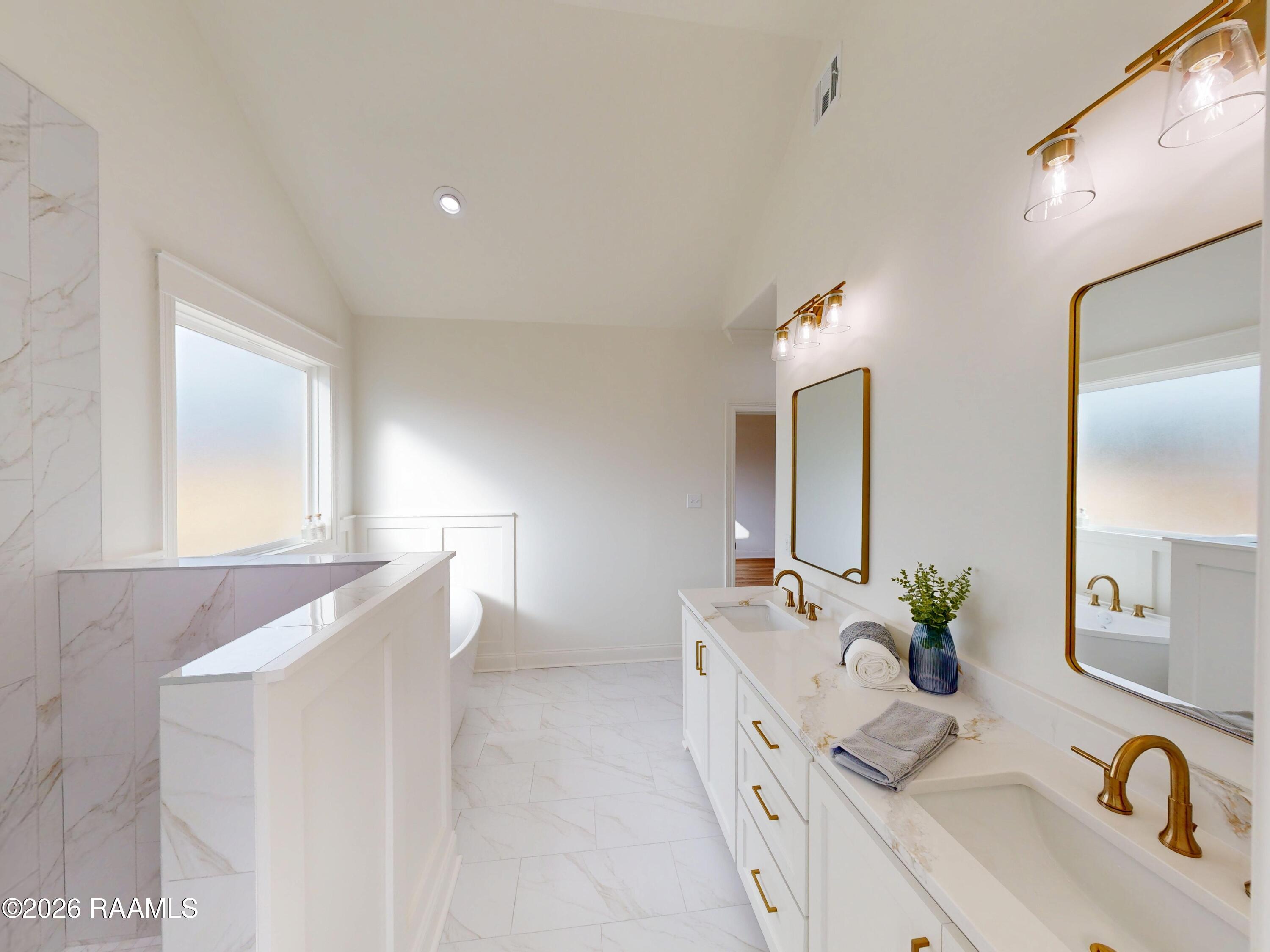 114 Spring Meadow Drive Broussard, LA 70518 - Photo 14 of 29 Primary Bathroom