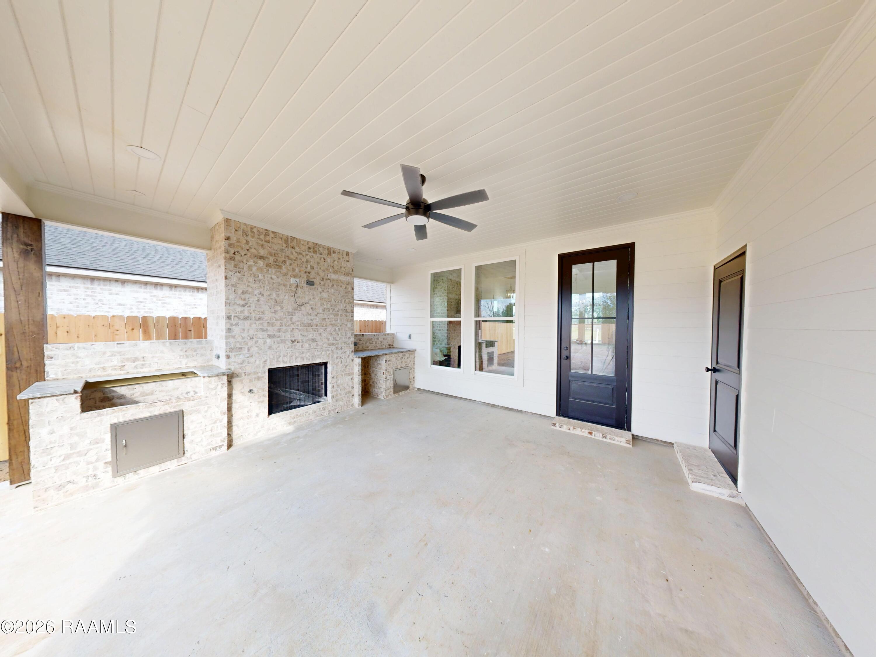 114 Spring Meadow Drive Broussard, LA 70518 - Photo 25 of 29 Back Patio