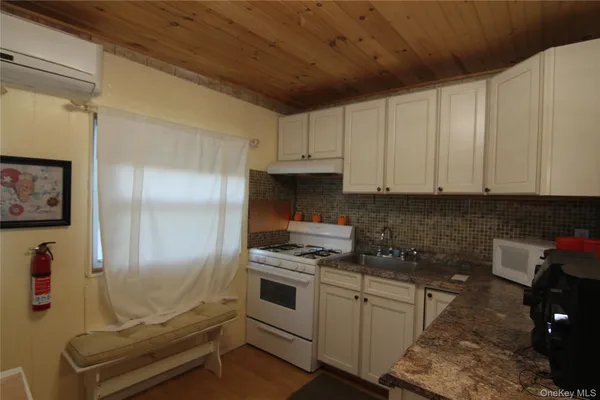 $68,500 | 191 Sylvan Lake Road, Unit 16, Hopewell Junction, NY 12533