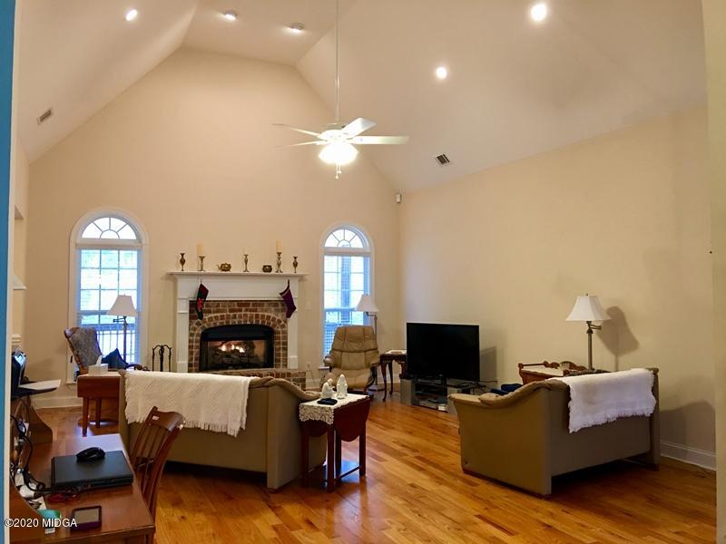 167 High Point Road Northwest Milledgeville, GA 31061 - Photo 8 of 39 4