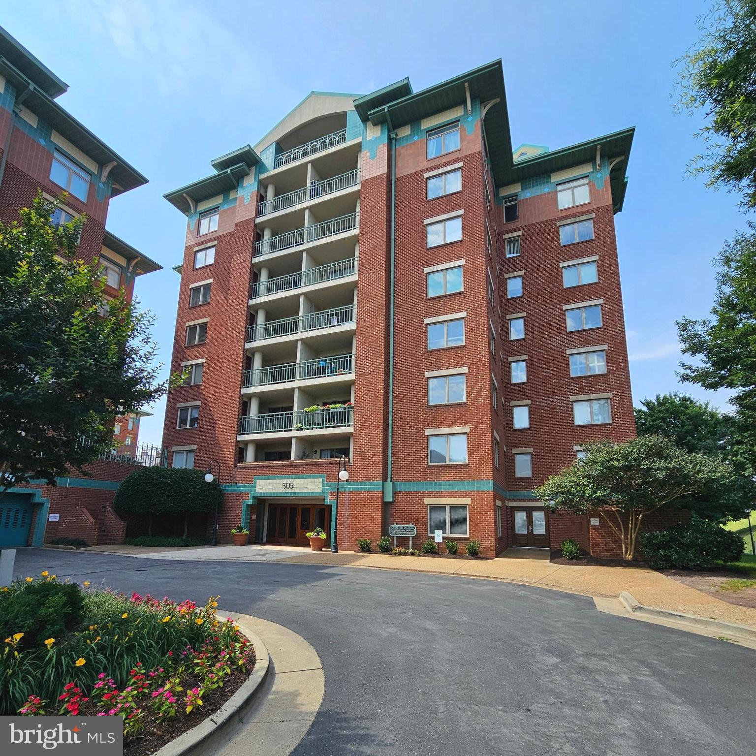 505 East Braddock Road, Unit 608 Alexandria, VA 22314 - Photo 2 of 35