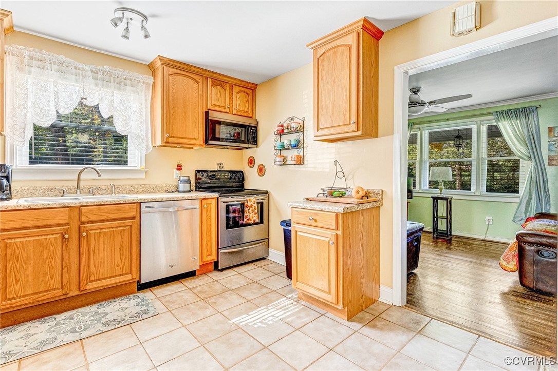 705 Beverstone Road Henrico, VA 23075 - Photo 8 of 40 Gallery Image 8