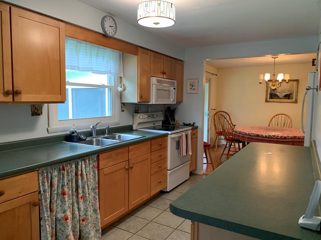 17 Hobbs Road Plattsburgh, NY 12901 - Photo 6 of 33 Gallery Image 6