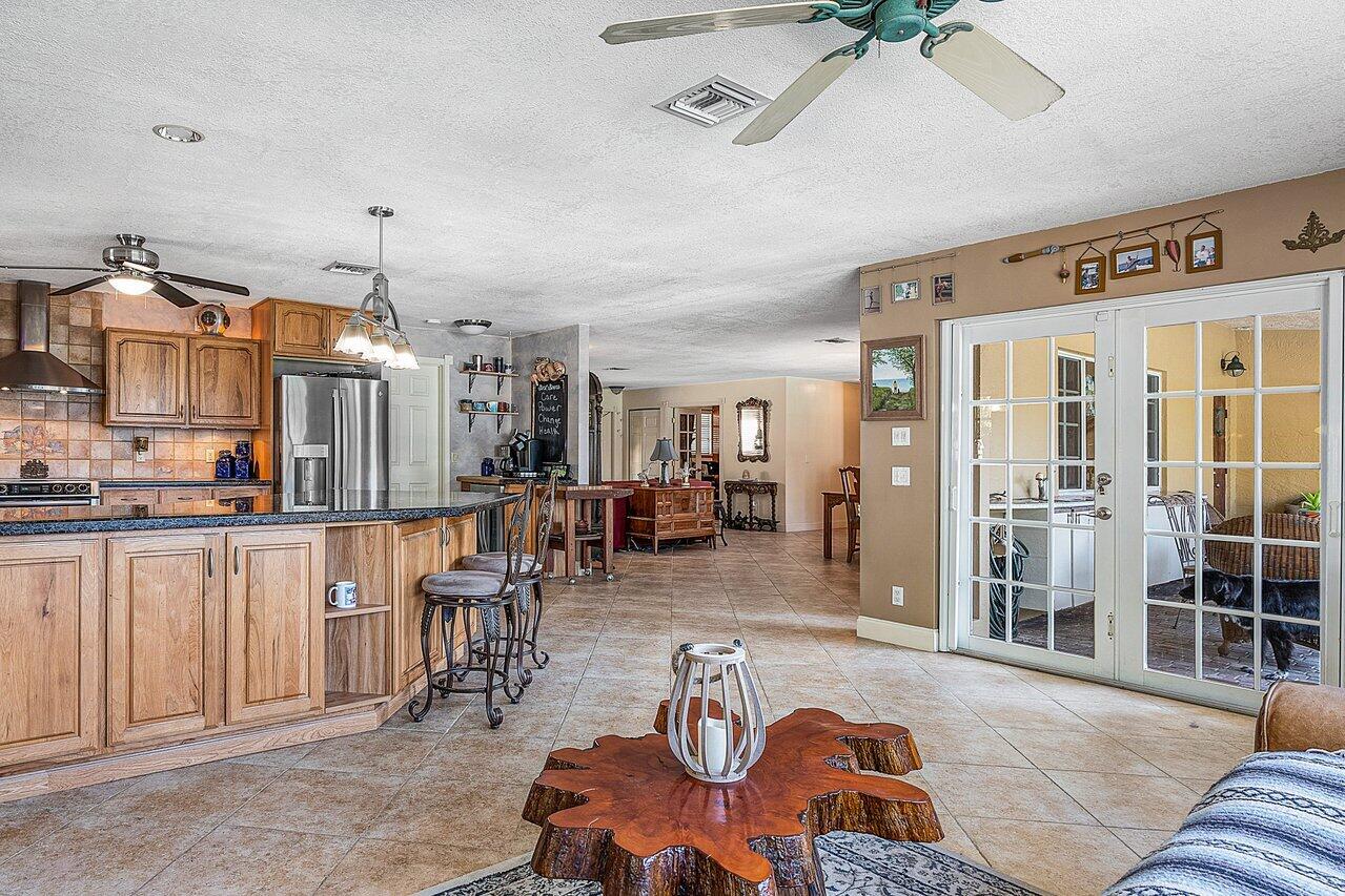 1161 Southwest 16th Street Boca Raton, FL 33486 - Photo 18 of 48 family room