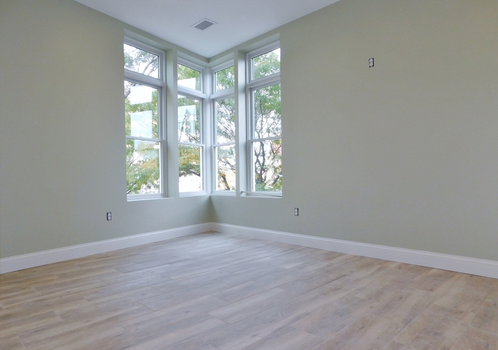 10 Roxbury Street, Unit 5 Boston, MA 02119 - Photo 11 of 17