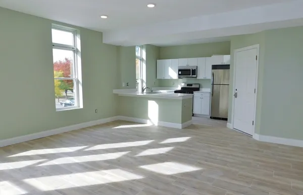 $3,700 | 10 Roxbury Street, Unit 5, Boston, MA 02119