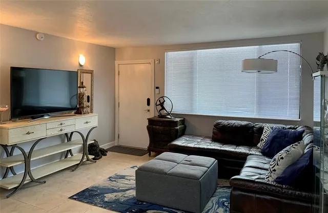 $219,500 | 1901 North Andrews Avenue, Unit 111, Wilton Manors, FL 33311