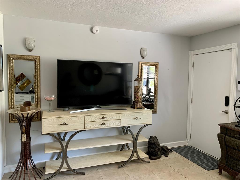 1901 North Andrews Avenue, Unit 111 Wilton Manors, FL 33311 - Photo 2 of 28