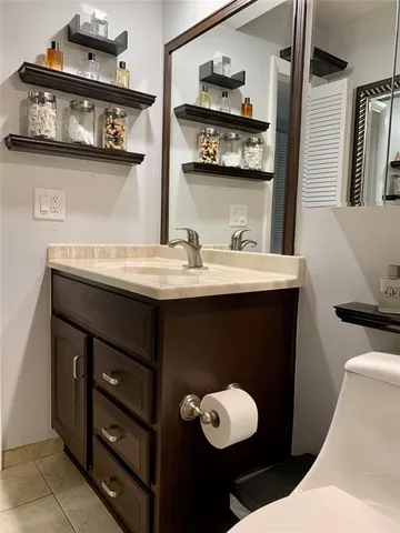 $219,500 | 1901 North Andrews Avenue, Unit 111, Wilton Manors, FL 33311