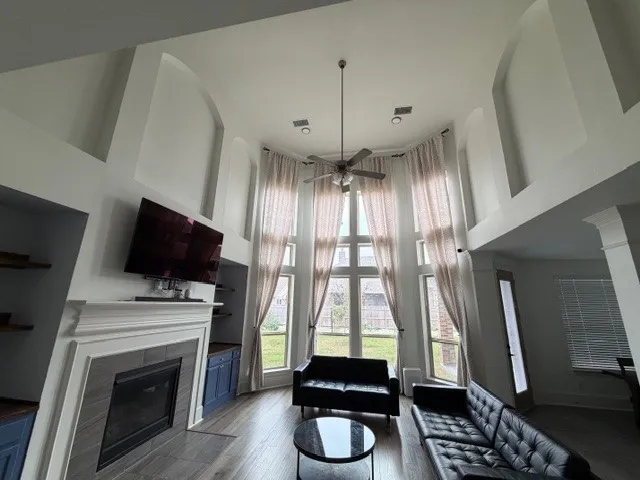 $2,800 | 109 Mindy Way, Liberty Hill, TX 78642