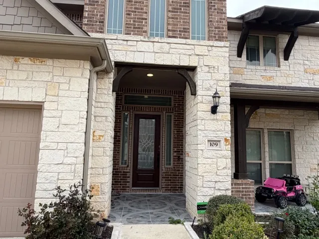 $2,800 | 109 Mindy Way, Liberty Hill, TX 78642